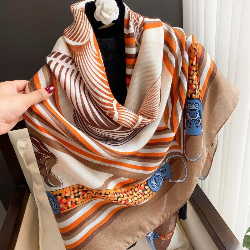 42 Designs Spain Brand Lovely Floral Square Viscose Shawl Scarf Lady Print Soft Wrap Pashmina Bufandas Muslim Hijab 135*135Cm