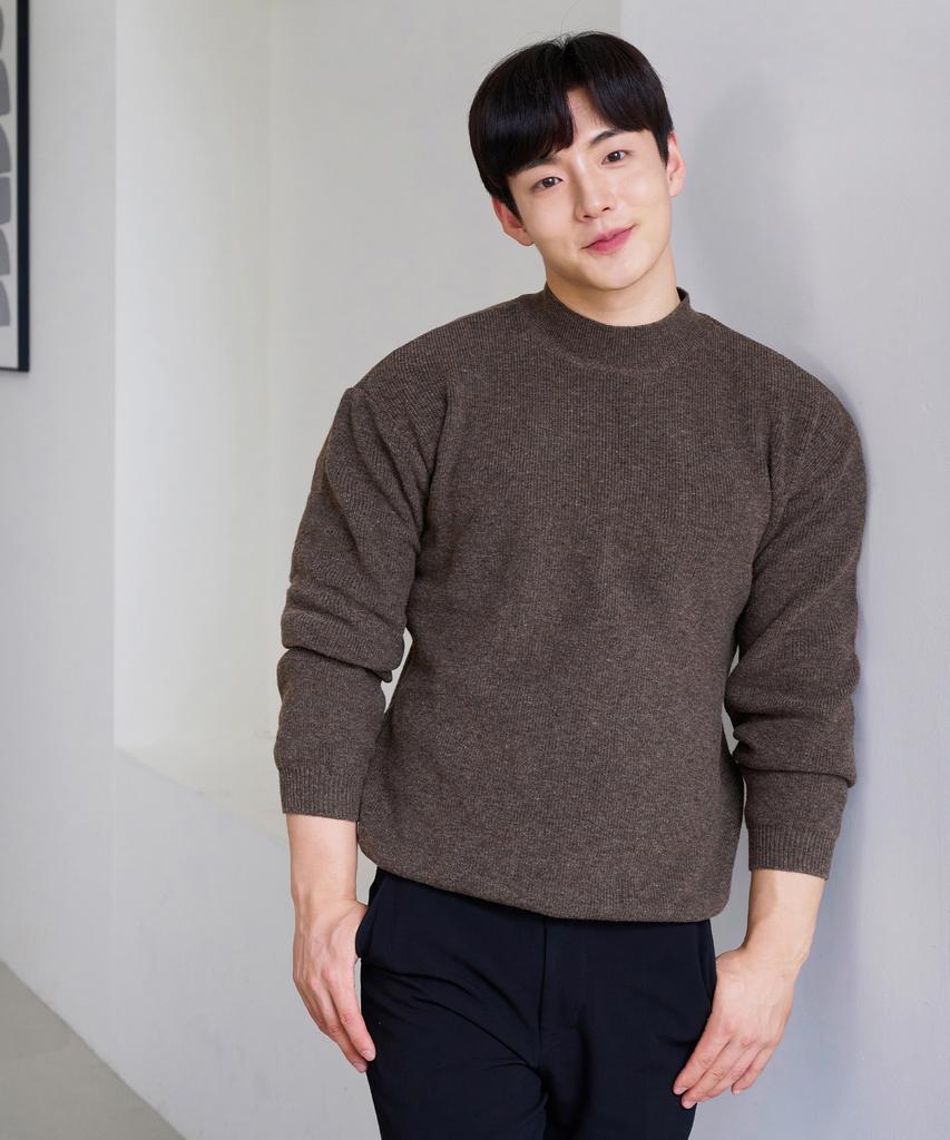 HECKCOOLNAM Muscle-Fit Men'S Mock Turtleneck Knit That Makes Shoulders Look Broader