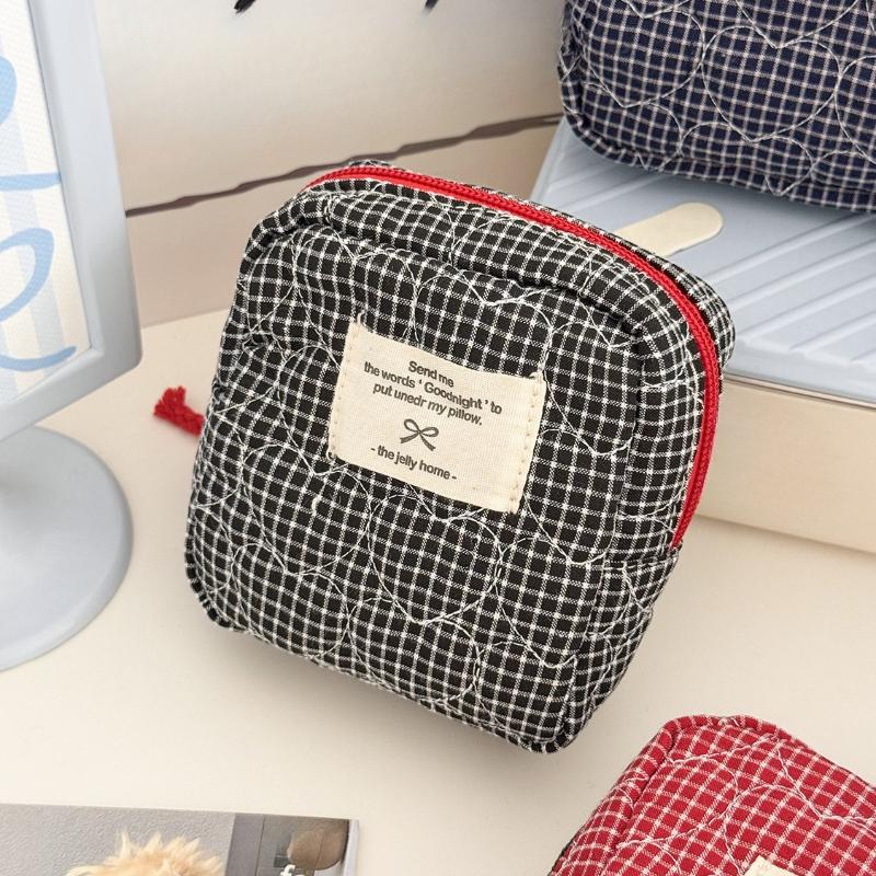 

New Cute Makeup Bag for Women Portable Travel Small Cosmetic Bags Fashion Plaid Zipper Toiletry Bag Washing Pouch Storage Bags
