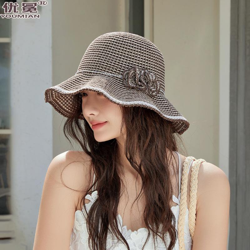 New Knitted Hat Women's Summer Thin Sun Hat Two-color Hollow Wave Hat Handmade Flower Fashionable and Elegant Bucket Hat