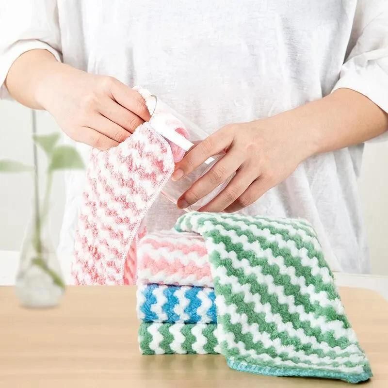 Coral Fleece Thickened Dish Cloth Does Not Stick To Oil Kitchen Household Absorbs Water Without Shedding Scouring Pad Rag