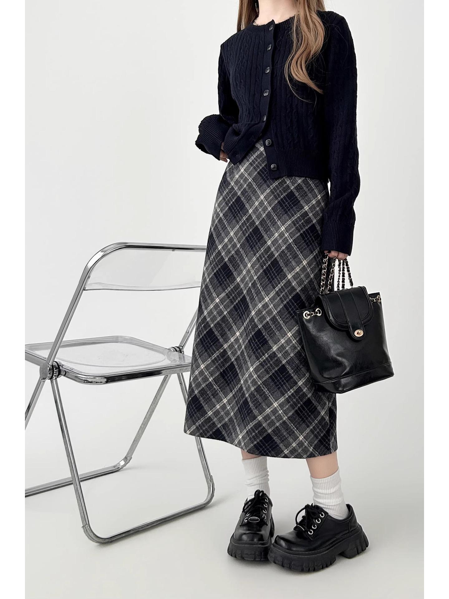 Women s Small Brown Plaid Wool Blend High-Waisted A-Line Midi Skirt, Autumn Retro Style S