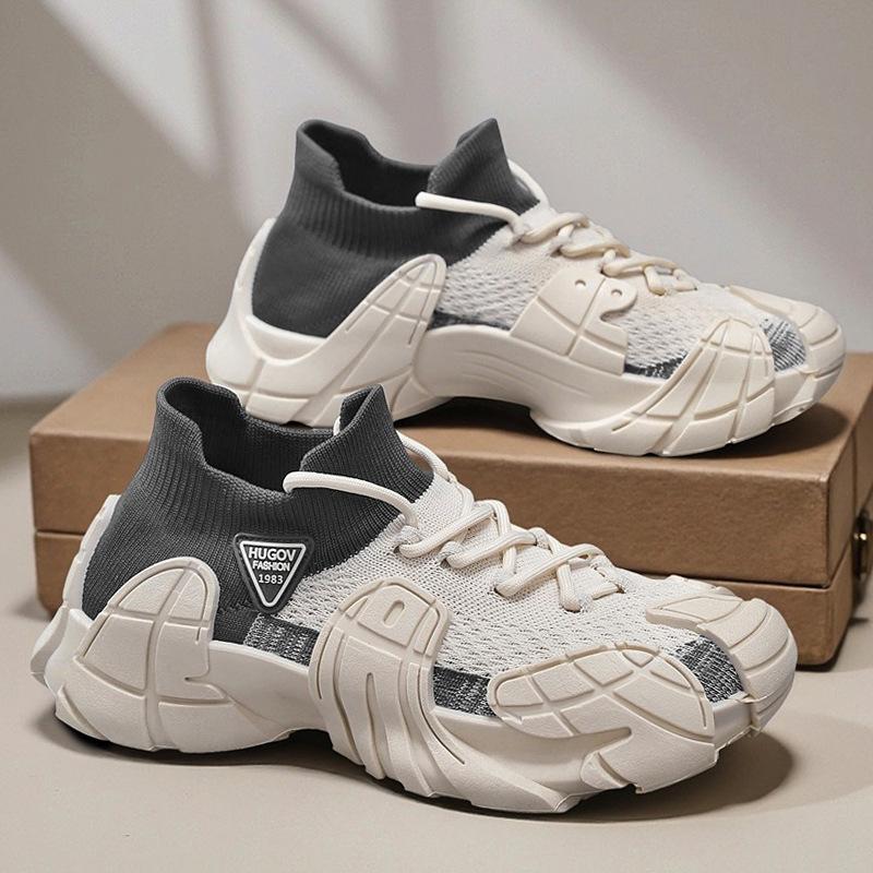New youth sports and leisure shoes fly-woven breathable thick-soled wear-resistant octopus socks shoes