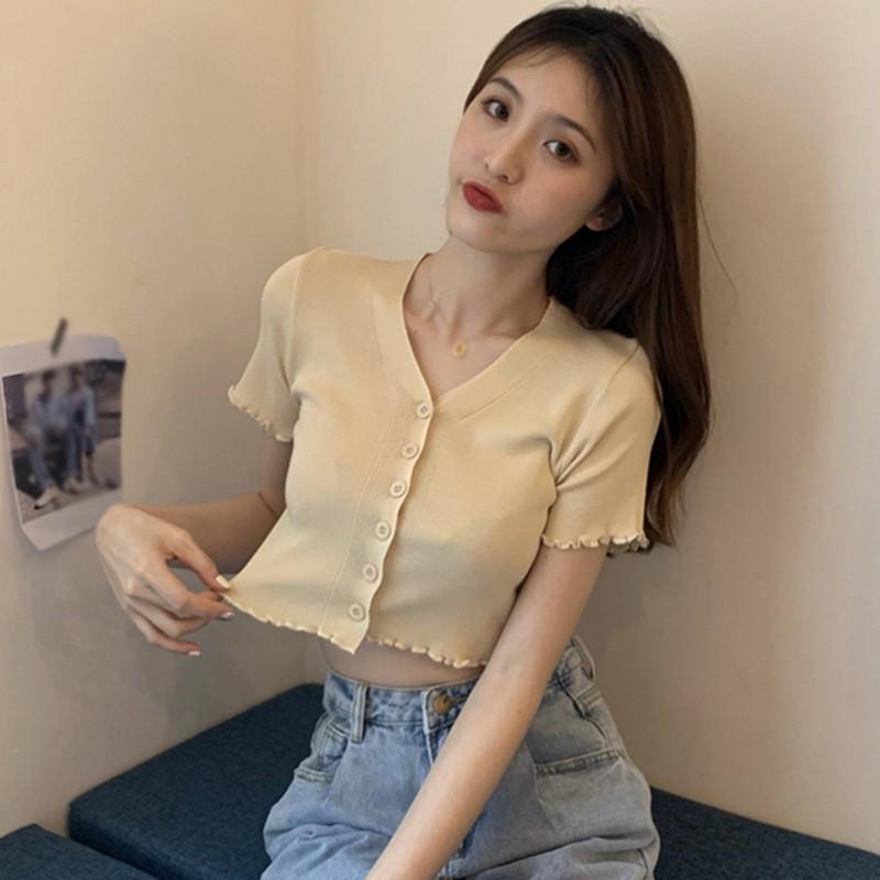 

Женская короткая трикотажная футболка с V-образным вырезом и короткими рукавами на пуговицах One Size