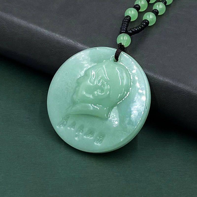 

Xinjiang Hetian Green and White Jade Mao Zedong Portrait Pendant Necklace
