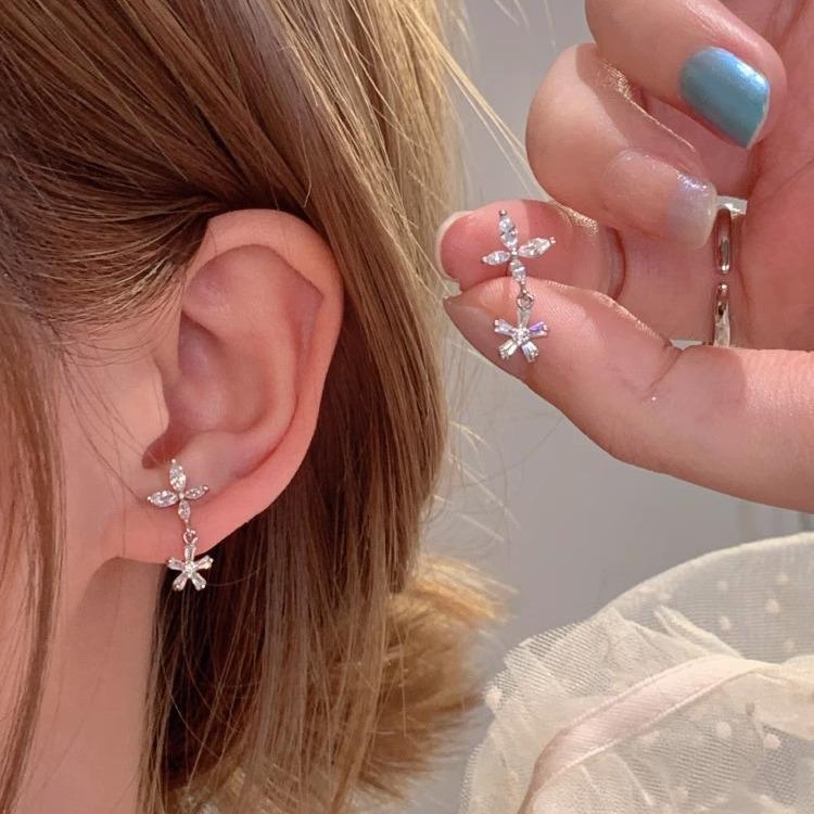 Sparkling Zircon Flower Clip-On Earrings: Unique Design, No Piercing Required, Elegant for Women