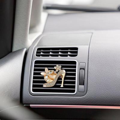 Bling Auto Lufterfrischer Lüftungsschlitzklemme Auto Lüftungsschlitzklemme Anhänger Stilvolle Auto Innendekoration Dekorative Aromatherapie-Klemme für Frauen