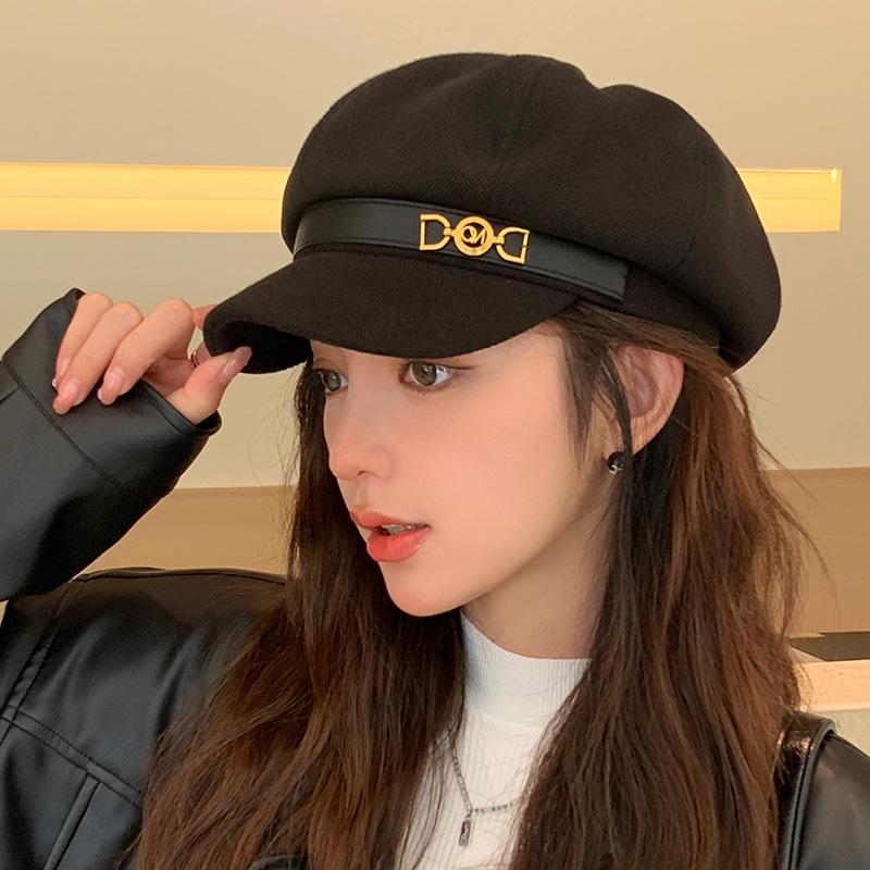 Шикарный женский восьмиугольный берет — теплая и легкая кепка газетчика на осень и зиму | Универсальный модный аксессуар ONE  SIZE чёрный