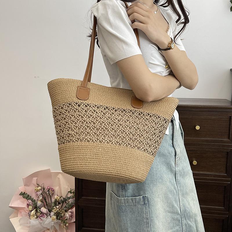 Popular vacation style woven big bag women's new fashion versatile commuter straw bag tote bag