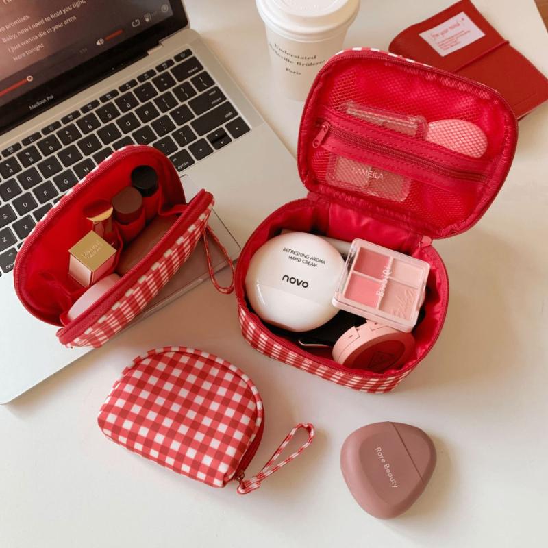 Large Capacity Makeup Bag Women's Red Checkered Portable Travel Grooming Bag Cosmetics Handbag Multi Zone Layered Toiletry Bag Storage Bags