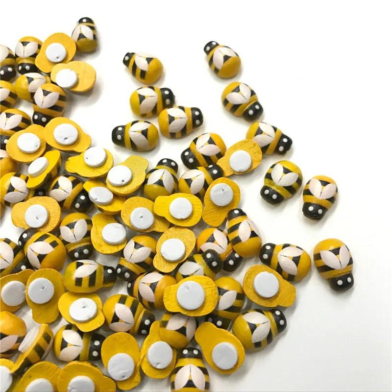 50/100Pcs Mini Wooden Bee Self-Adhesive Sticker Children Painted Diy Crafts Fairy Garden Figurine Miniature Home Decor
