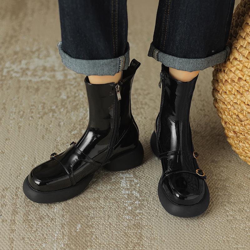 Autumn and Winter Women's Platform Fashion Boots Side Zipper Large Size Round Head Women's Boots New Rubber Sole Patent Leather Medium Boots Women