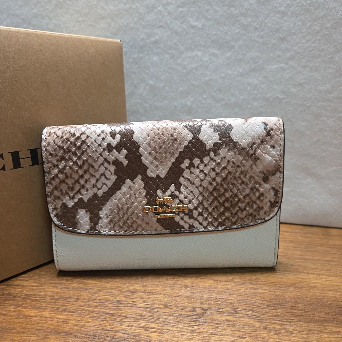 [Pre-Owned] Envelope 15 Flap Snap Snake Skin Leather Clutch Wallet - Unused #Q23NR8 ONE SIZE