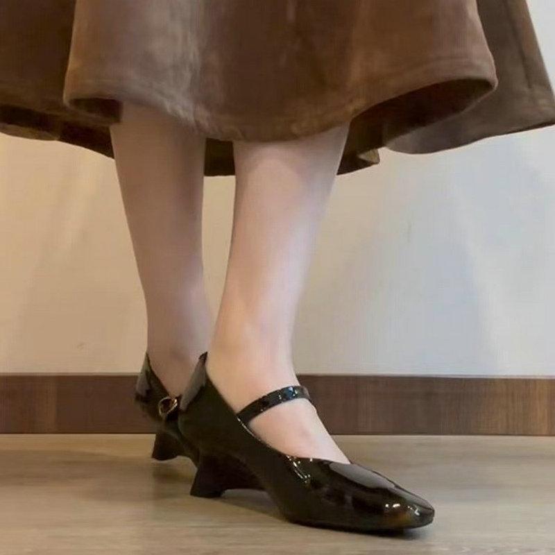 Fashion New Amber Mary Jane High Heels, Women'S One-Button Wedge Heels, Square-Toed Small Leather Shoes, High-Heeled Small Single Shoes