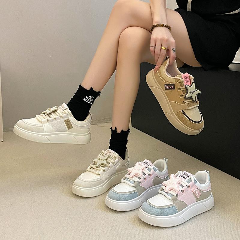 

Star little white shoes women s 2024 autumn new Korean version ins female student fashion platform sports board shoes casual shoes 35