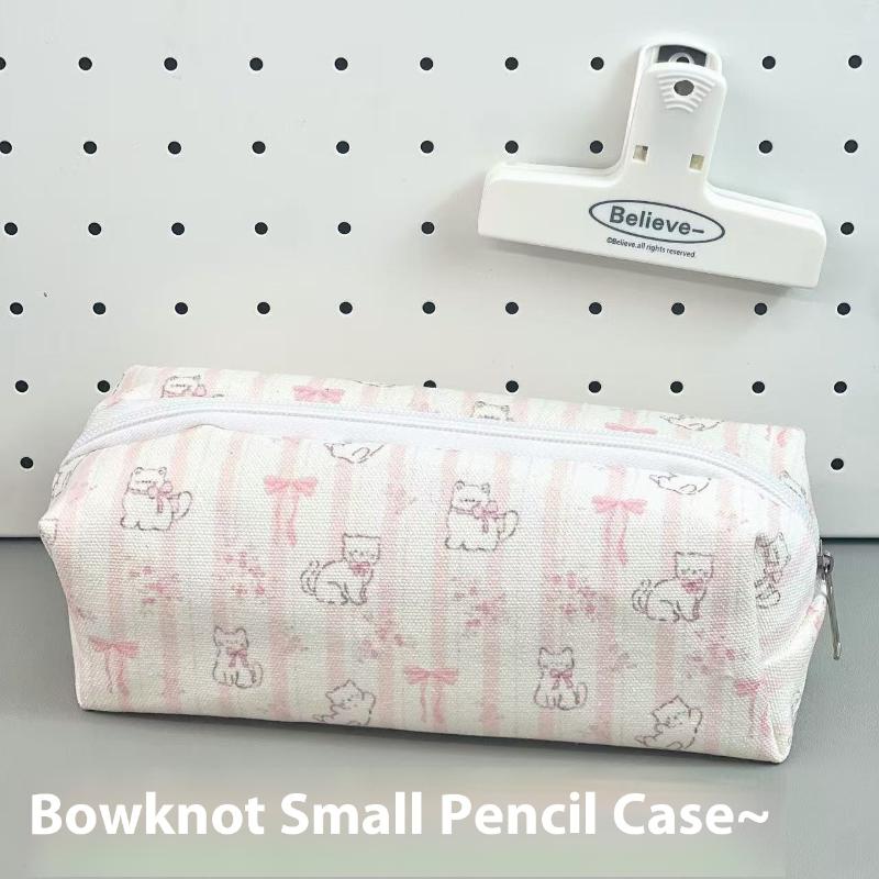 

Precious White Pencil Case with Pink Polka Dot Bow Decoration, Spacious Zipper Bag for School Stationery