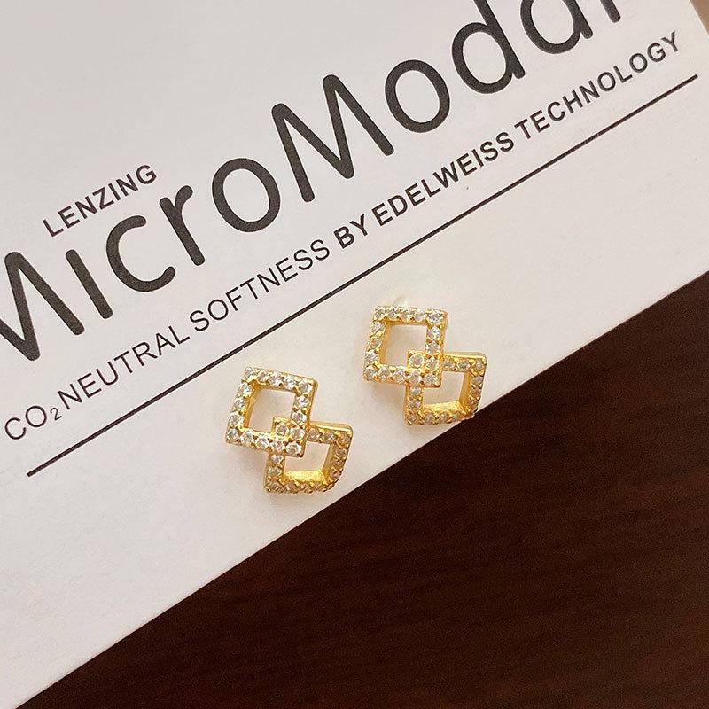 Diamond-in Square Earrings Square Connection Earrings Small Geometric Exquisite Earrings for Women