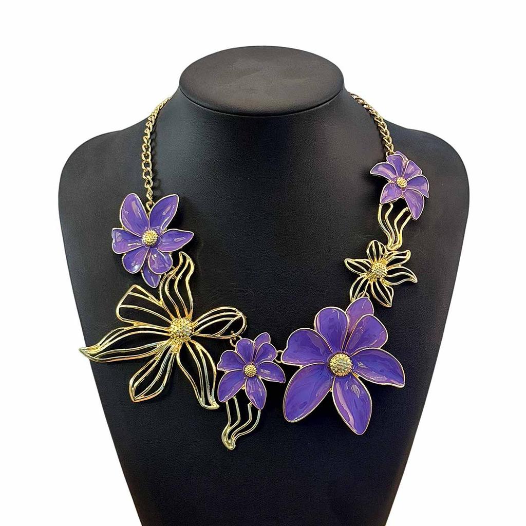 N11118 Personality Trend Enamel Drip Glaze Flower Pendant Necklace Internet celebrity ins Wind Hollow Petal Necklace