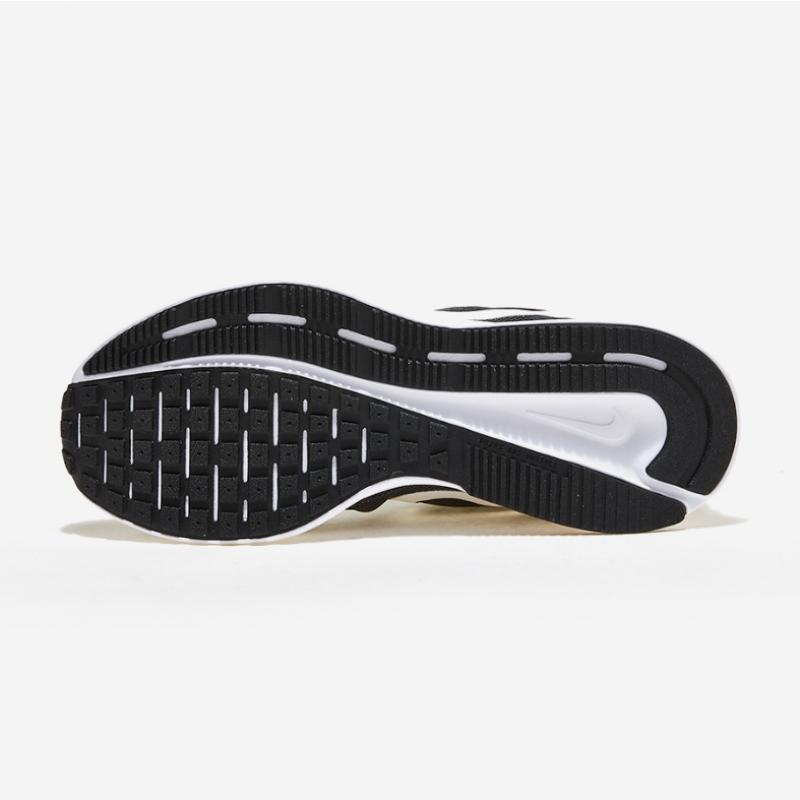 Nike Run Swift 3  002 