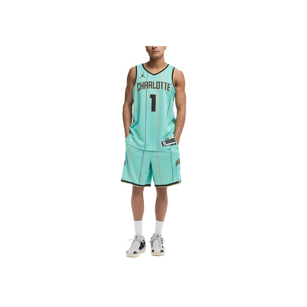 Jordan X NBA Charlotte Hornets Player Edition Shorts Herrenshorts Mintgrün FQ4400-356