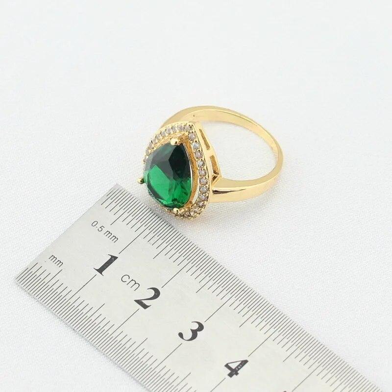 WPAITKYS Seturi de bijuterii de culoare aurie alb smarald CZ verde creat pentru femei, cercei, colier, inele cu pandantiv, cutie cadou gratuita