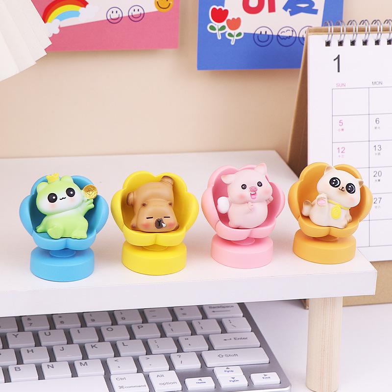 Rotatable Money Tree Ornaments: Cute Capybara Frog Desk Decoration, Creative Decompression Birthday Gift