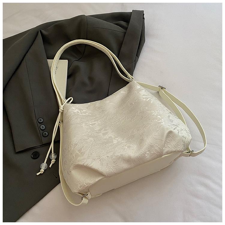 

New Chinese style national style bag women s large capacity 2025 summer new fashion shoulder bag double shoulder commuter tote bag белый