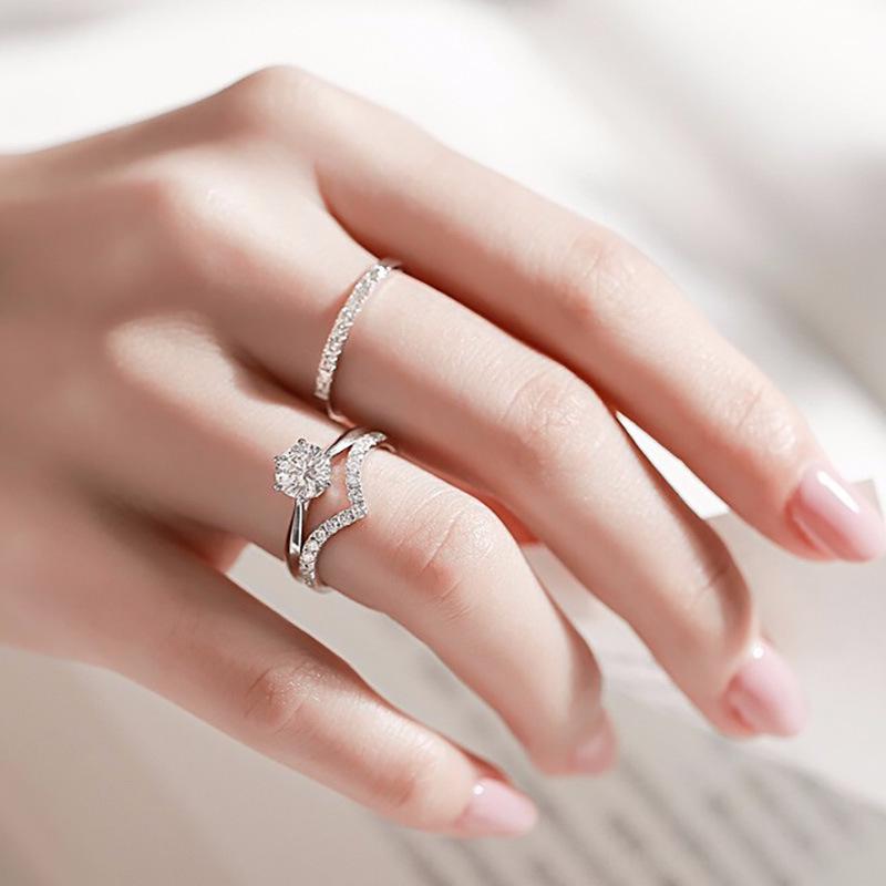 Douyin Adjustable V-Shaped Simulated Moissanite Diamond Ring for Women