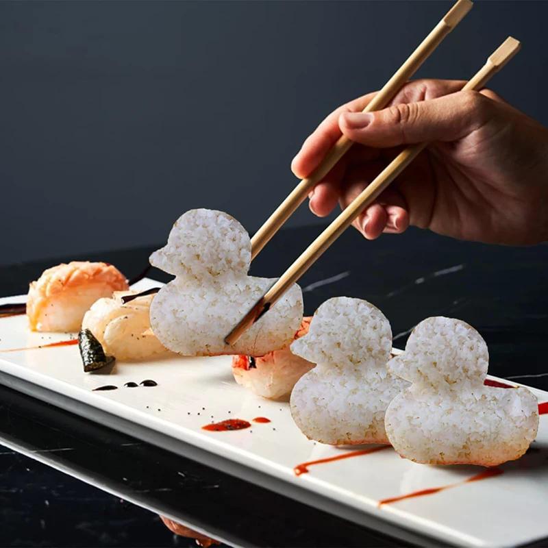 Cute Duck Shaped Rice Mold Maker Clip Children Outdoor Plastic Duck Rice Mold DIY Snowball Maker Sushi Mold With Handle