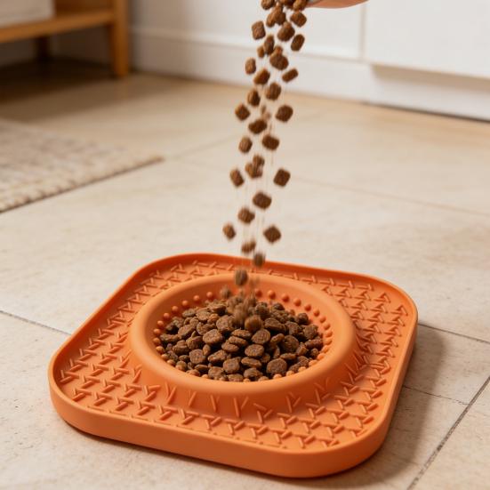 Slow Feeder Dog Bowls And Licking Mat Anti-Slip Silicone Dog Lick Bowl for Dogs Cats Interactive Puzzle Toy for Anxiety Boredom