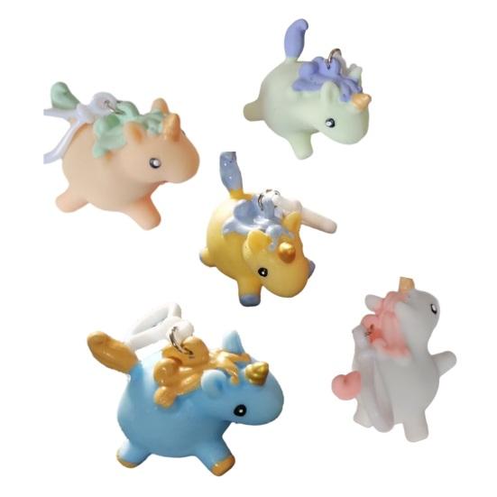 Squeeze Ball Keychain Soft Elastic TPR Decompression Toy Cute Animal Shape Pinchable Stress Relief Portable Anxiety Reducer Decoration