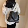 Women's 2025 Retro Large Capacity Bucket Bag - Wide Strap Crossbody, Single Shoulder, Tote Handbag