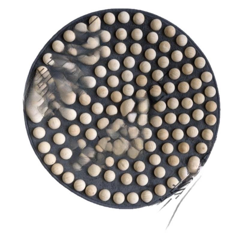 Acupressure Foot Mat: Solid Wood Traditional Chinese Medicine Floor Mat for Unblocking Meridians and Indoor Massage.