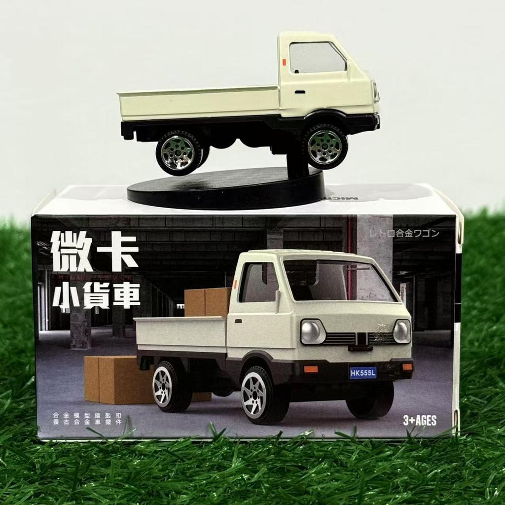 1:64 Initial D AE86 Fujiwara Racing  Drift Car Model Statue Adornments Auto Center Console Child creative car toy ornaments