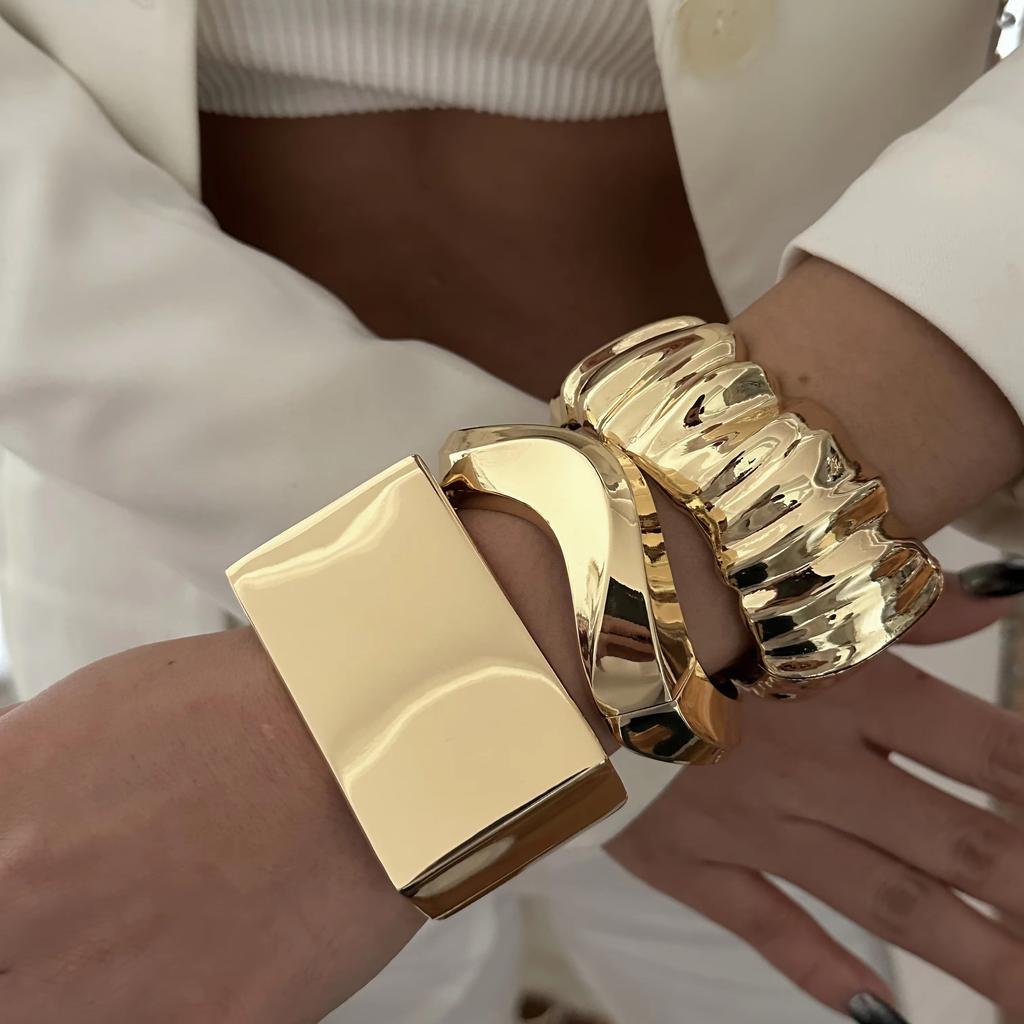 Übertriebene Punk Glatte Heavy Metal Klobige Feder Armreifen für Frauen Hip Hop Goldfarben Geometrische Armbänder Schmuckzubehör