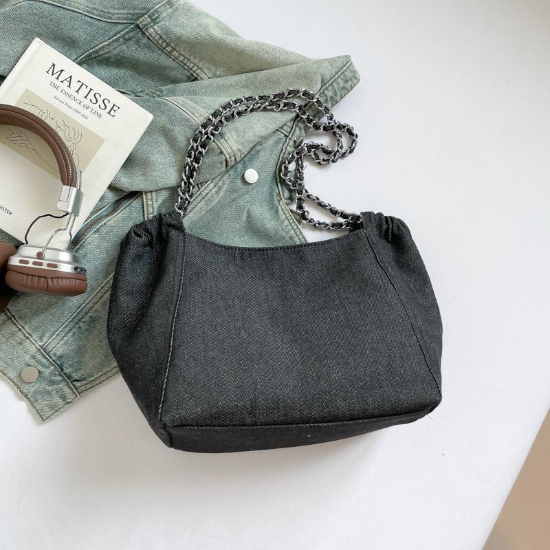 

Летняя новая сумка из выстиранного джинсового холста, мессенджер большой вместимости в иностранном стиле, студенческая сумка через плечо для поездок на работу в восемь утра чёрный