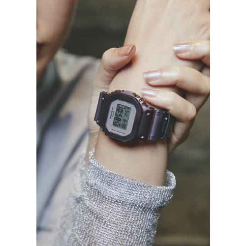 Casio G-Shock Mid-Size Metal-Covered MIDNIGHT FOG SERIES GM-S5600MF-6JF Women's Watch, Purple