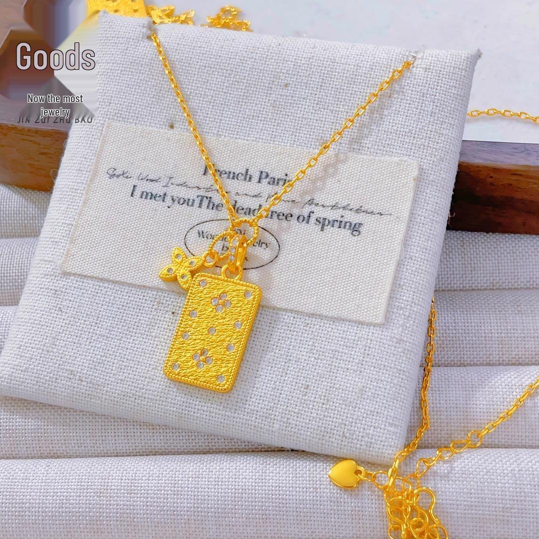 French Retro Diamond-Inlaid Clover Necklace - Light Luxury Gold Brushed Chain.