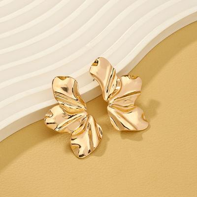 Vintage Geometric Stud Earrings Exaggerated Leaves Lrregular Metal Earrings