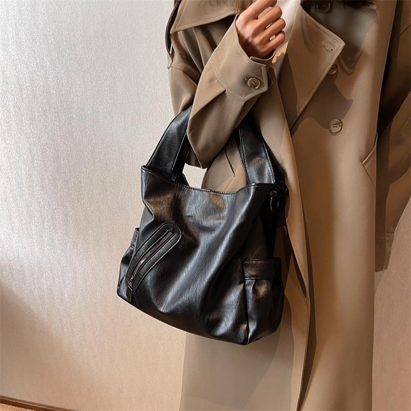 Retro Women's PU Leather Handbag Large Capacity Shoulder Bags Ladies Soft Leather Crossbody Bags for Daily Commute Work Shopping and Weekend Outings