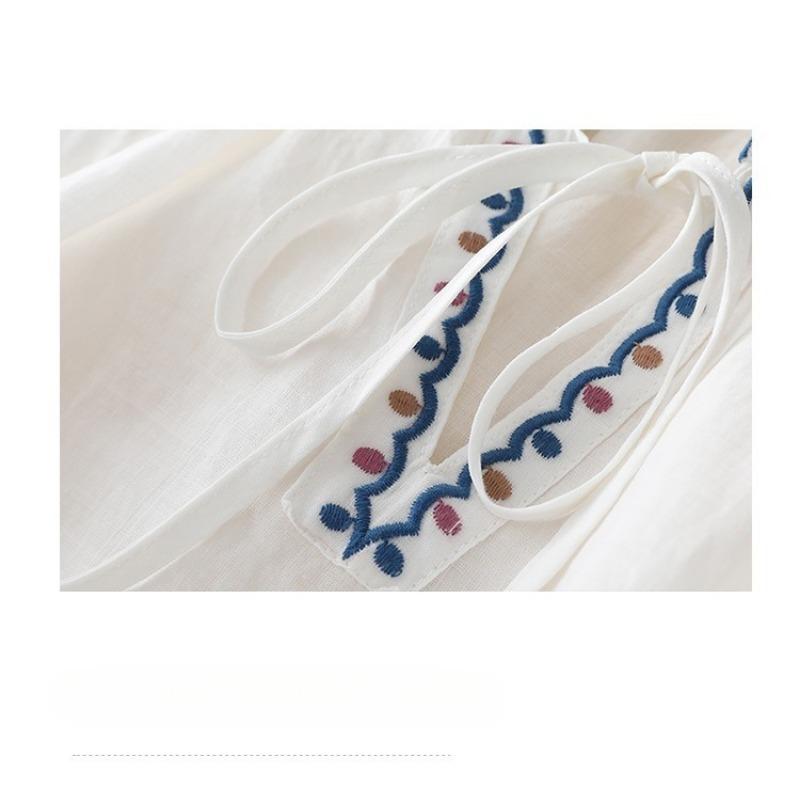 New Embroidered V-neck Summer Women Blosue Short Sleeve Loose T-shirt Ladies Sweet Solid Color Lace-up Shirts Office Clothing