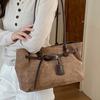 Underarm Bag  Vintage Style Handbag with Large Capacity for Commuting