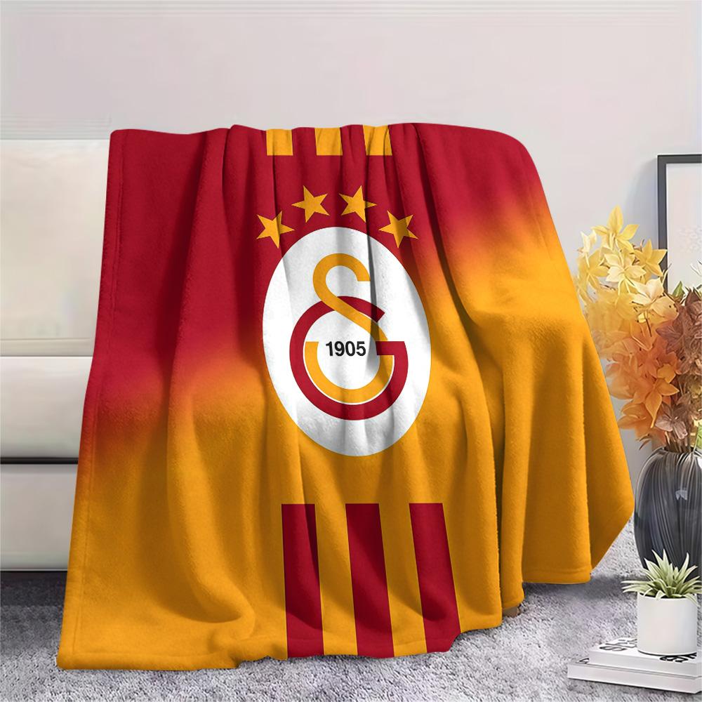 Galatasaray SK2 Flannel Blanket, High Quality Comfortable for All Seasons, Home Decor, Warmth and Comfort