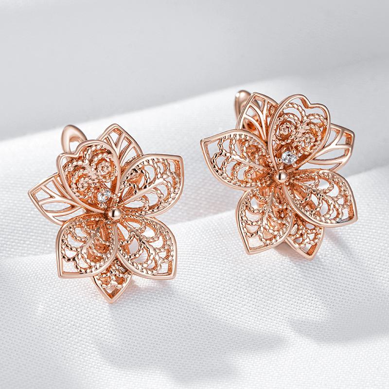 Kienl Ohrhänger mit Blumen in Roségold für Damen, funkelnder Zirkonia, Vintage-Schmuck für jeden Tag