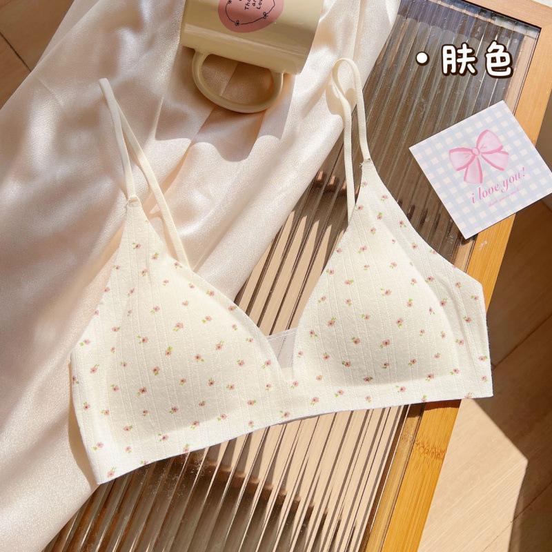 French Small Floral Triangle Cup Underwear Women's Small Breasts Gather and Close Secondary Breasts Soft Support Anti-sagging Cloud Seamless Bra