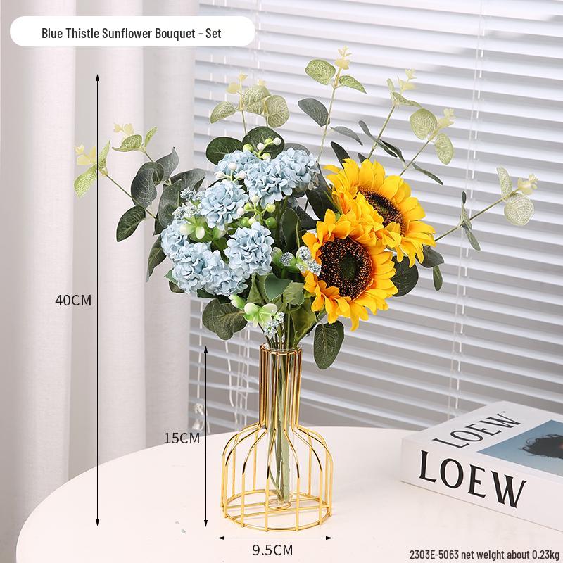 Minimalist Transparent Glass Vase for Creative Flower Arrangements In Living or Dining Rooms