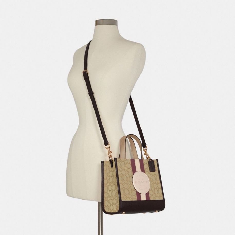 Coach Dempsey Tote Bag aus Signature-Canvas mit Streifen & rundem Aufnäher für den täglichen Gebrauch