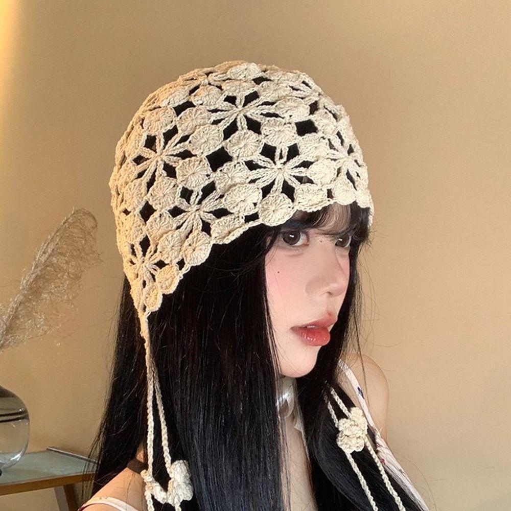 Bohemian Style Hand-knitted Hollow Flowers Hat Elegant Crochet Cute Beret Cap Soft Fringed Women Hat for Women Photography