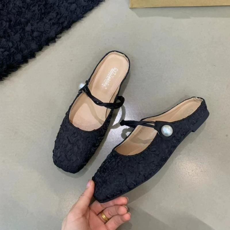 Französischer Xiaoxiangfeng mit flachem Boden Baotou Half-Drag Mädchen Frühjahr 2025 neu Nische Fee Silber Ein-Pedal Lazy Drag