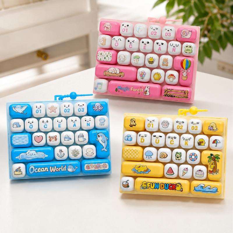 Keycap Fidget Keychain 26 Key Clicker Mini Keyboard Button Sensory Toy for Adults Kids ADHD Anxiety Relief